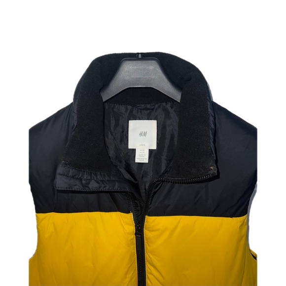 H&M Vest - Picture 2 of 4